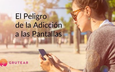 El Peligro de la Adicción a las Pantallas: Cuidando la Salud de Adultos y Niños
